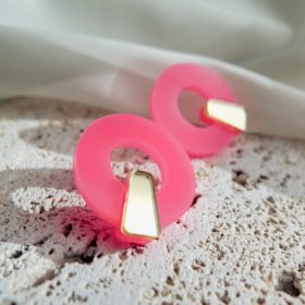 Handmade náušnice Q Neon pink