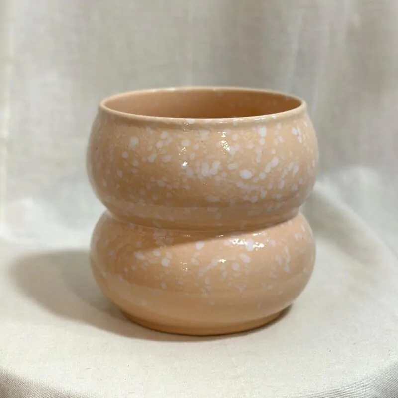 keramicky kvetinac peach oranzovy