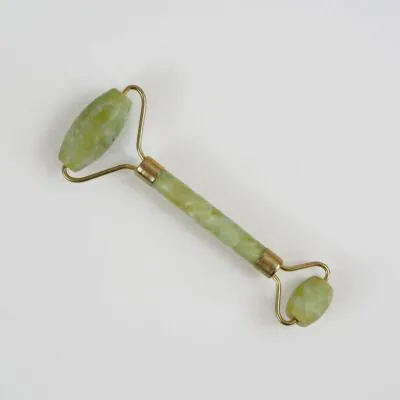 Izbové rastliny, riasogule a príslušenstvo face roller jadeit